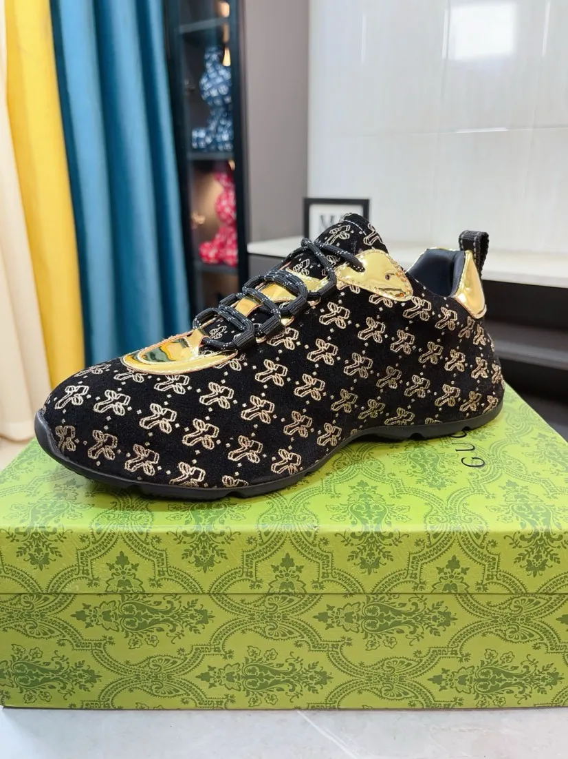 Men's shoes 💰560🌹🌹【GUCCI】pop-top casual sneakers with daddy outsole, breathable and comfortable, easy to walk, a versatile style for trendy men, upper with cowhide edged outsole design➕genuine leather lining➕Gucci's popular original outsole, sports and running style, super comfortable. Code number 38-44